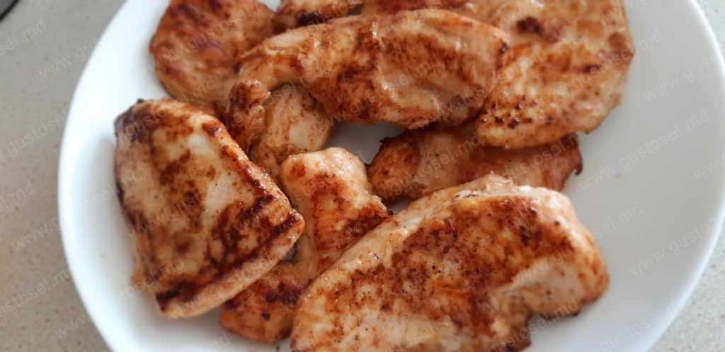 Salata Caesar (Cezar)