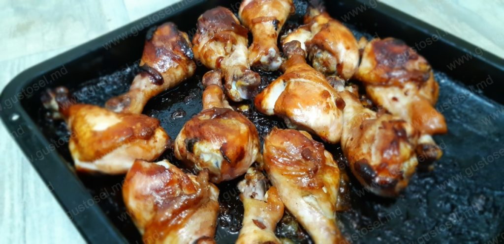 Gambe de pui la cuptor