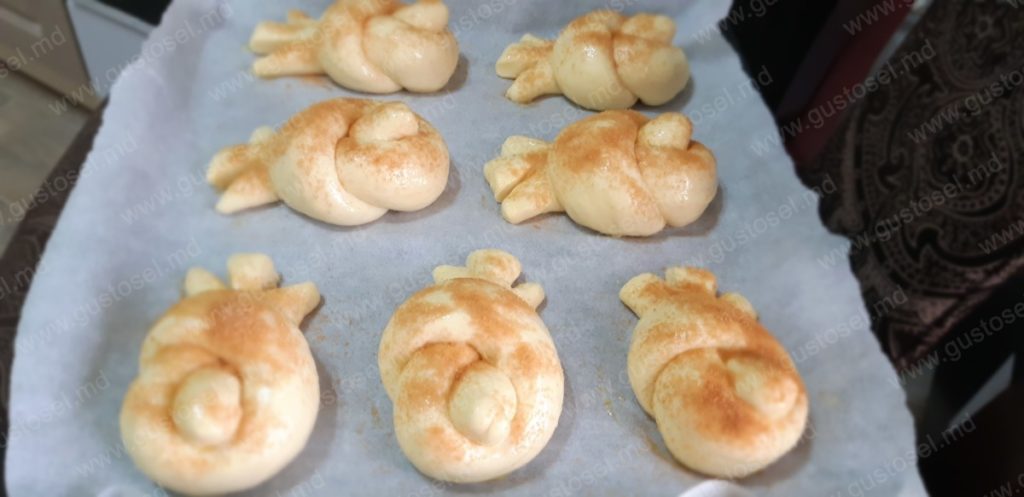 Hulubasi dulci cu scortisoara