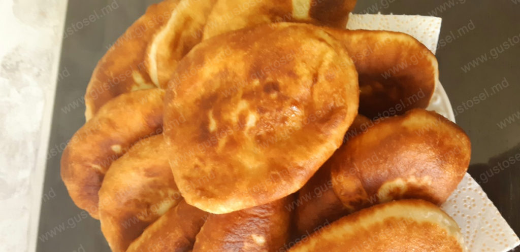 Pateuri din apa de la cartofi fierti