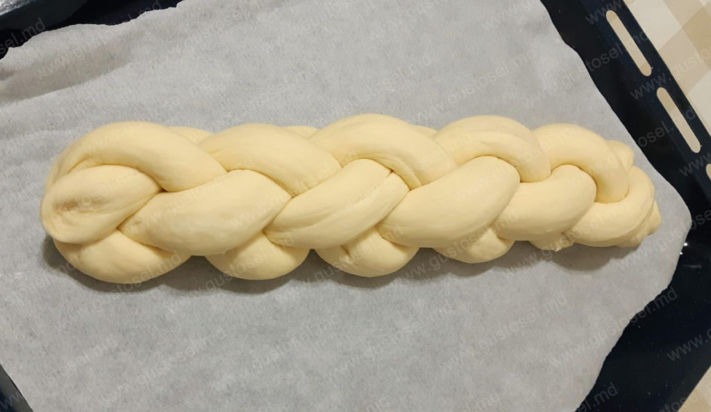 Franzela / paine impletita