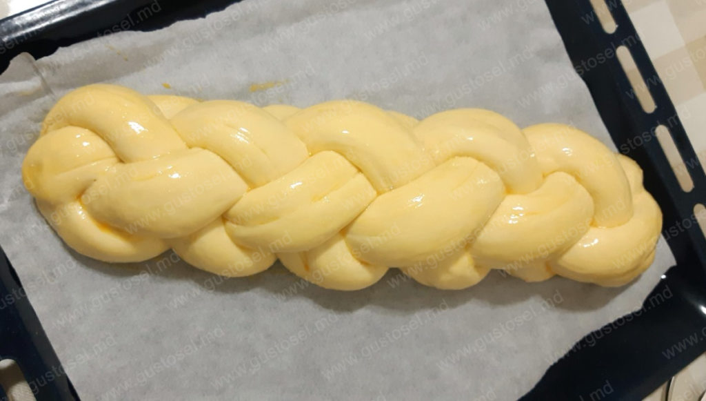 Franzela / paine impletita