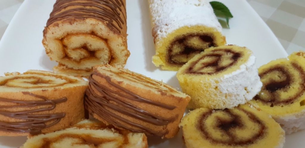 Rulada pufoasa cu gem