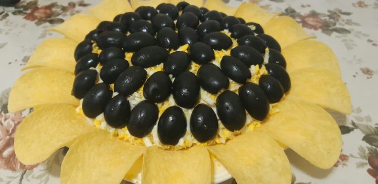 Salata Floarea Soarelui